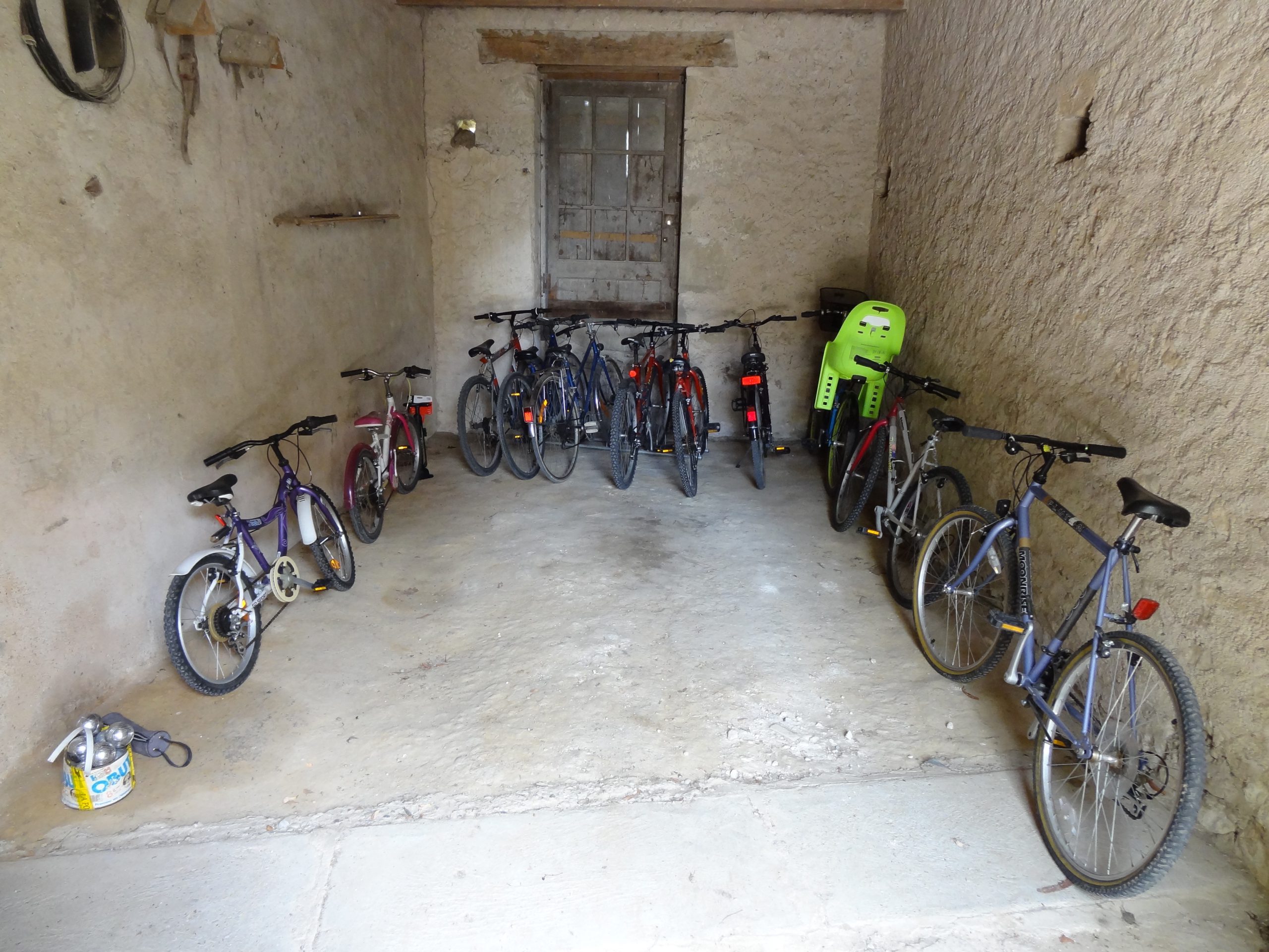 Domaine de Bousquetou - local à vélos